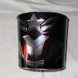 Captain America: A Brave New World – Popcorn Bucket (Metal Tin & Drink Holder)